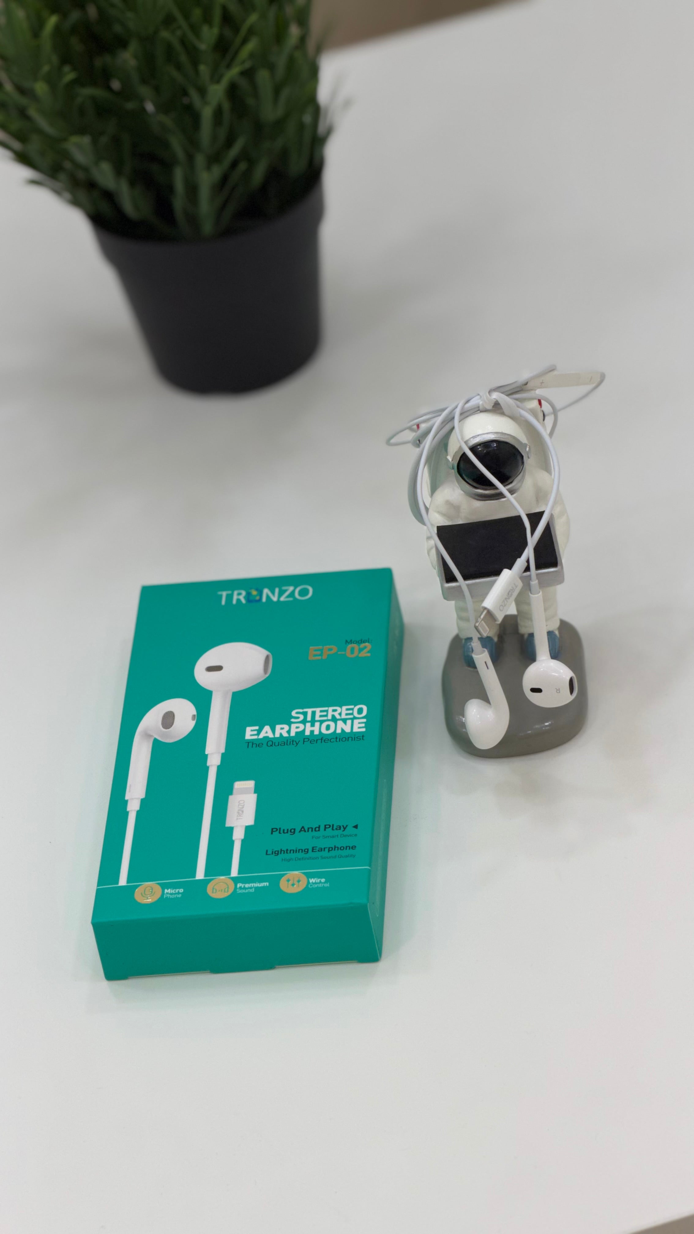 TRONZO EP-02 Lightning Stereo Earphones
