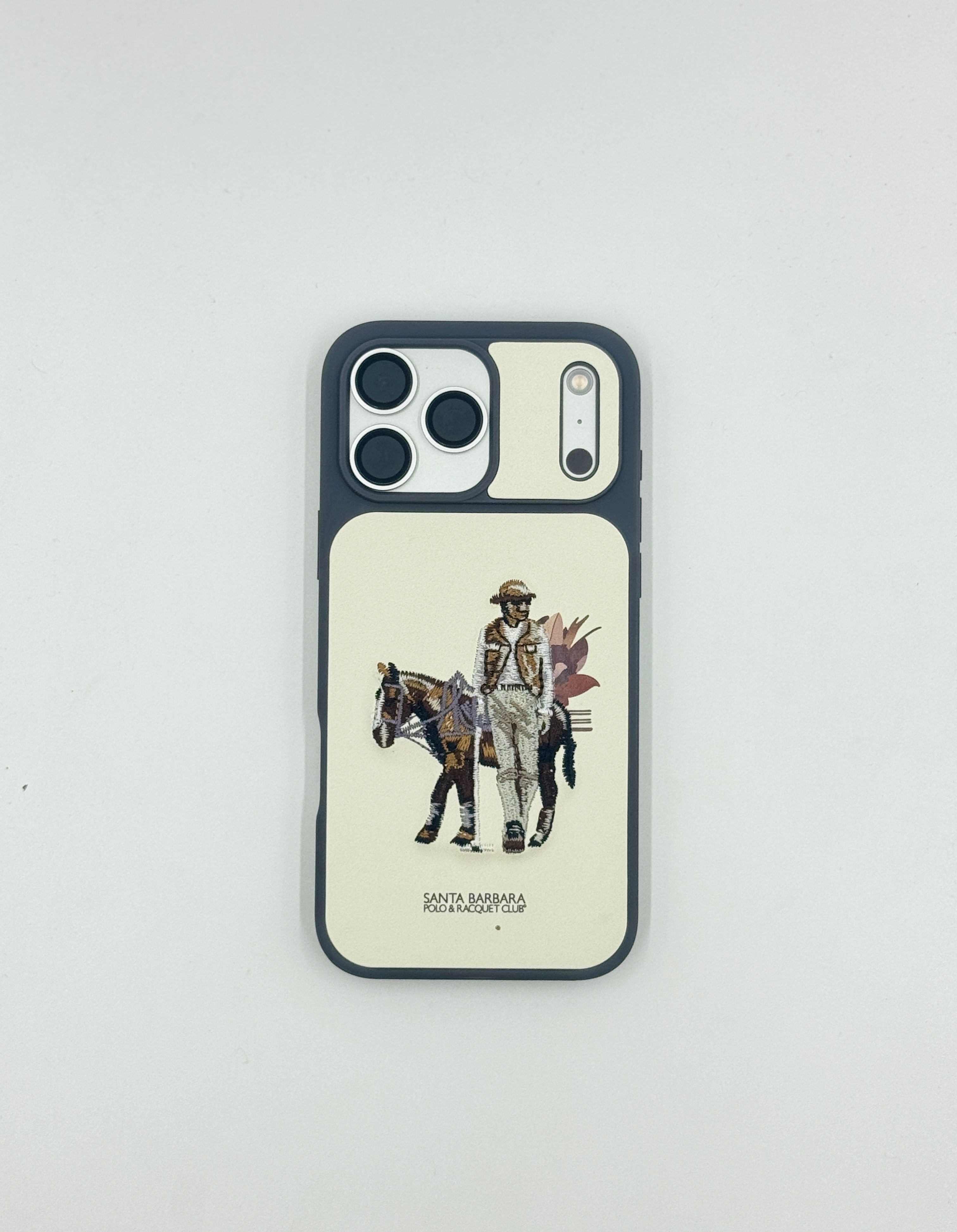 Classic Polo Heritage Case – Ivory Edition (iPhone 17 Pro)