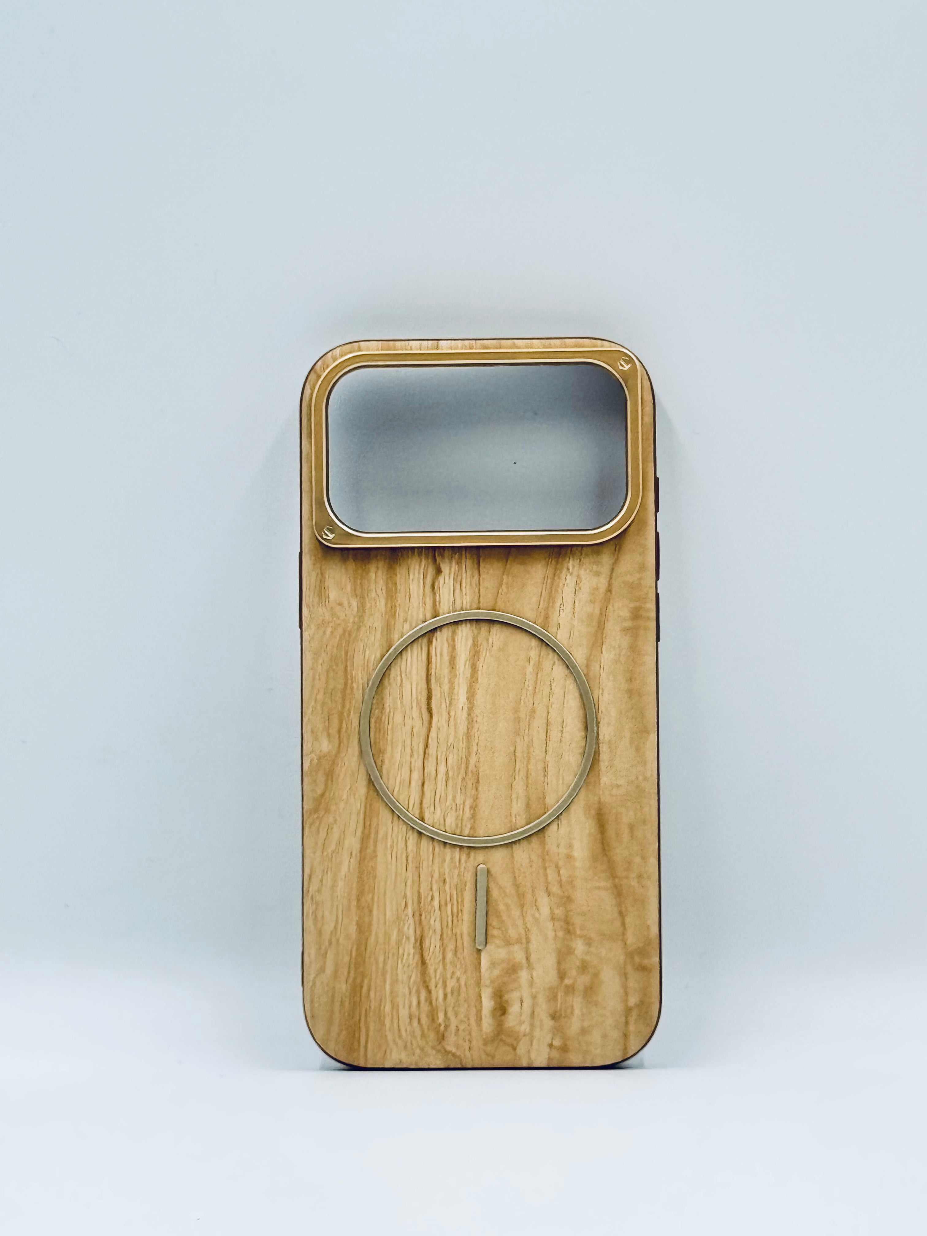 iPhone 17 Pro Case – Luxe Edition