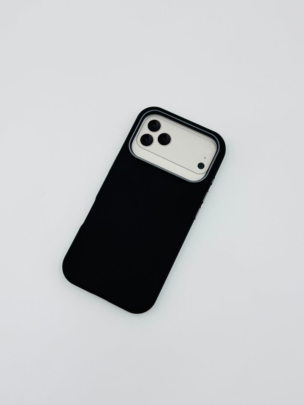 iPhone 17 Pro - Luxe Magnetic Wood & Leather Case