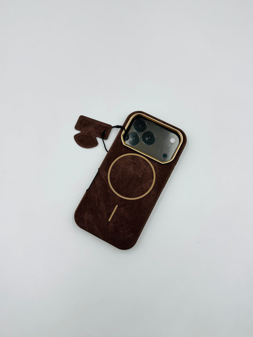 iPhone 17 Pro – Luxe Fabric MagSafe Case