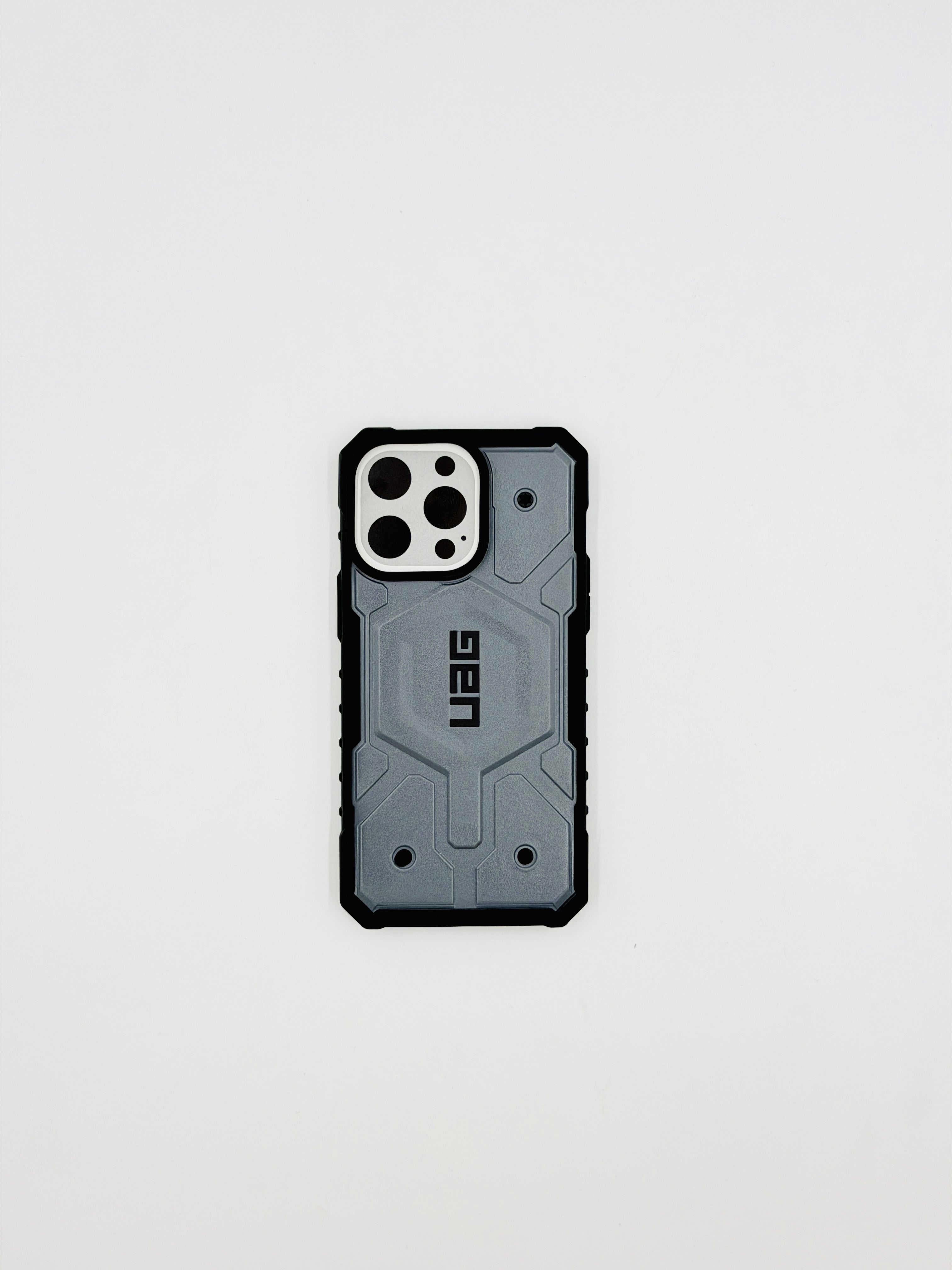 Urban Armor Rugged Shield Case (iPhone 15 Pro)