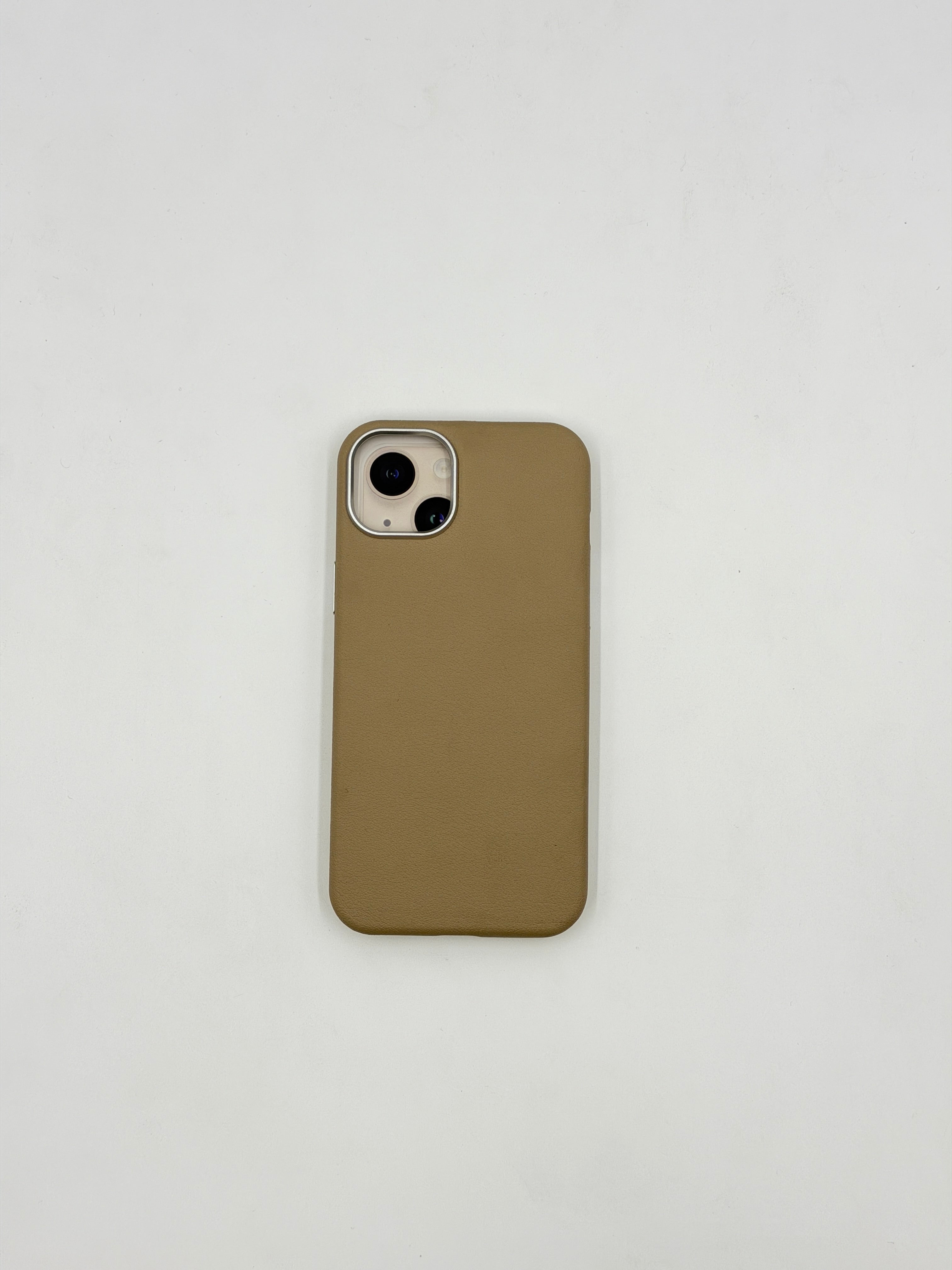 Sandstone Leather Touch Case (iPhone 15 Plus)