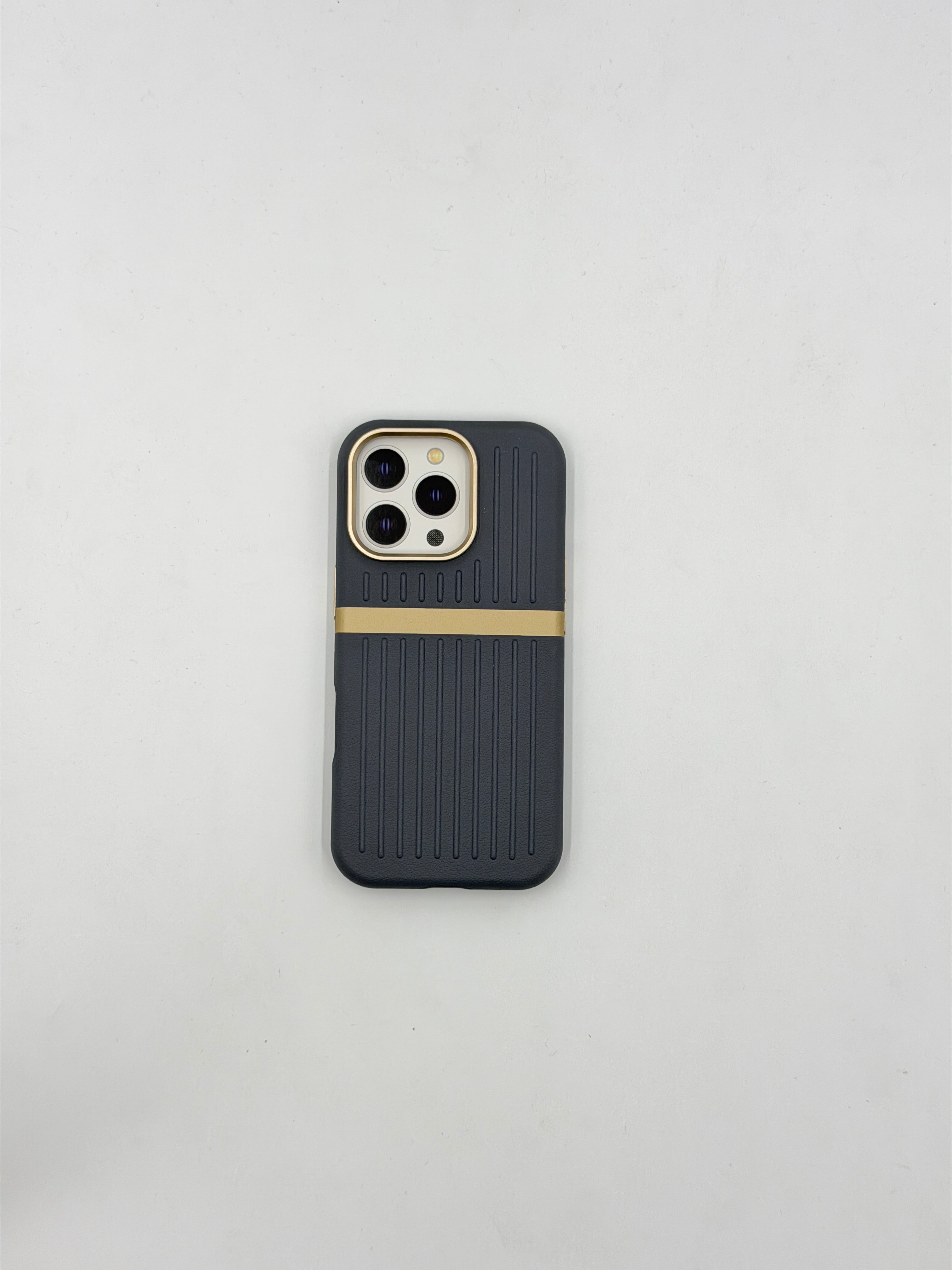 Executive Stripe Luxe Case (iPhone 16 Pro)